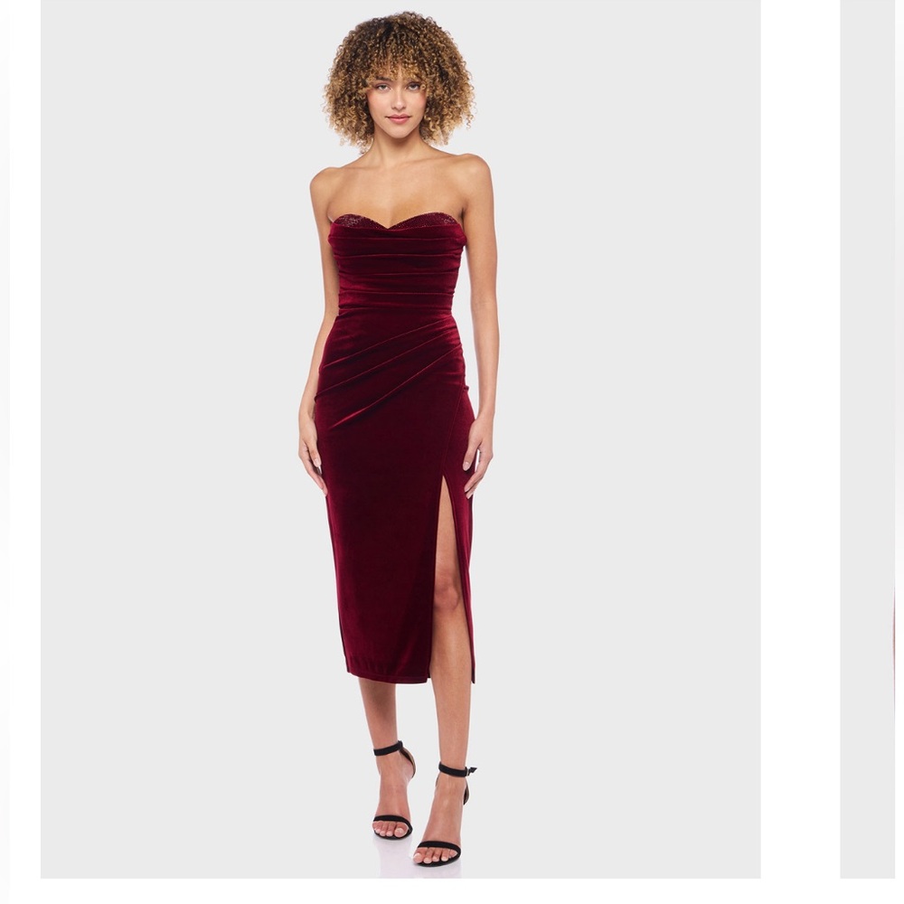 Alex & Sophia Velvet Strapless Dress NWT with rhinestone detail, size Small